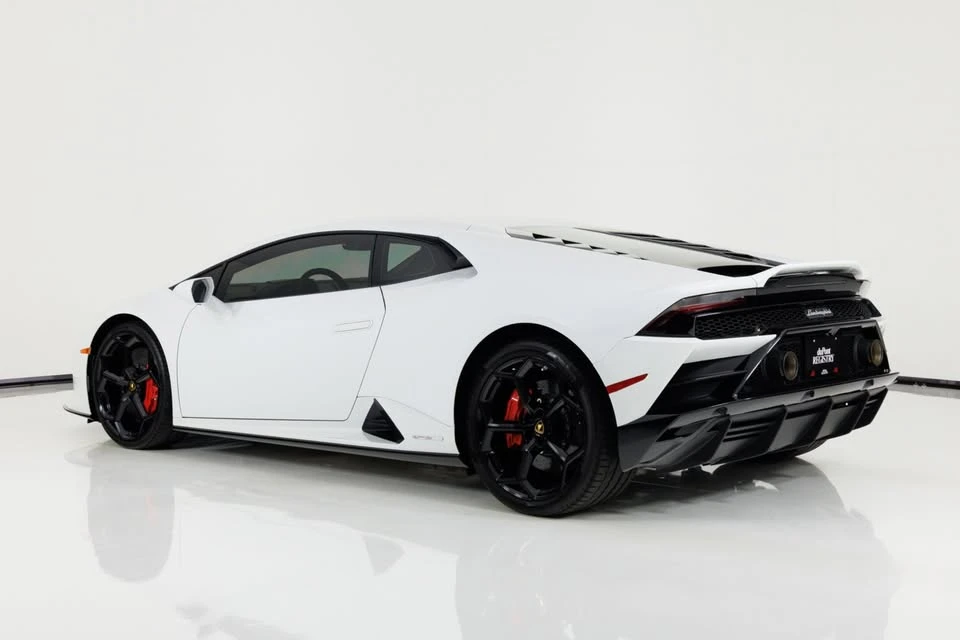 2020 Lamborghini Huracan LP640-4 EVO - Image 4 of 20