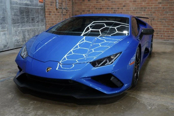 2020 Lamborghini Huracan - Image 2 of 11