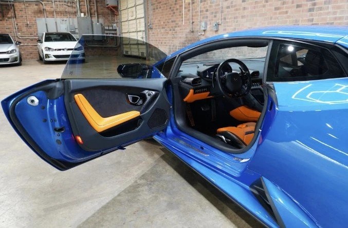 2020 Lamborghini Huracan - Image 8 of 11