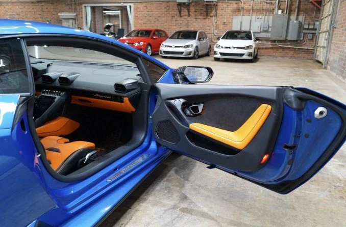 2020 Lamborghini Huracan - Image 11 of 11