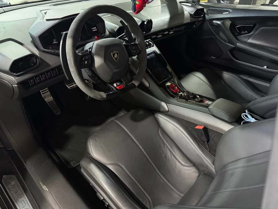 2020 Lamborghini Huracan - Image 6 of 9