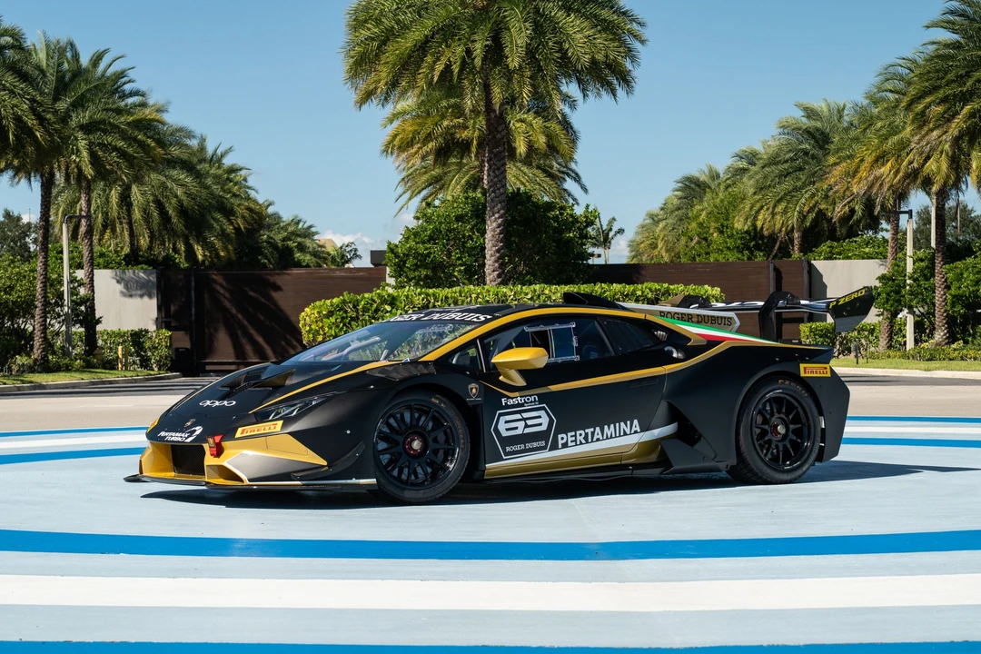 2020 Lamborghini Huracan LP640-4 EVO - Image 4 of 31