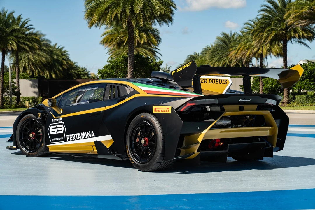 2020 Lamborghini Huracan LP640-4 EVO - Image 13 of 31