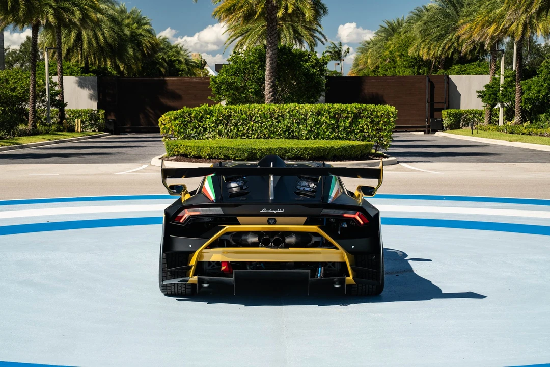 2020 Lamborghini Huracan LP640-4 EVO - Image 16 of 31