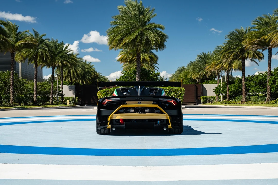 2020 Lamborghini Huracan LP640-4 EVO - Image 17 of 31