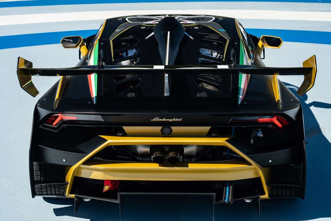 2020 Lamborghini Huracan LP640-4 EVO - Image 18 of 31