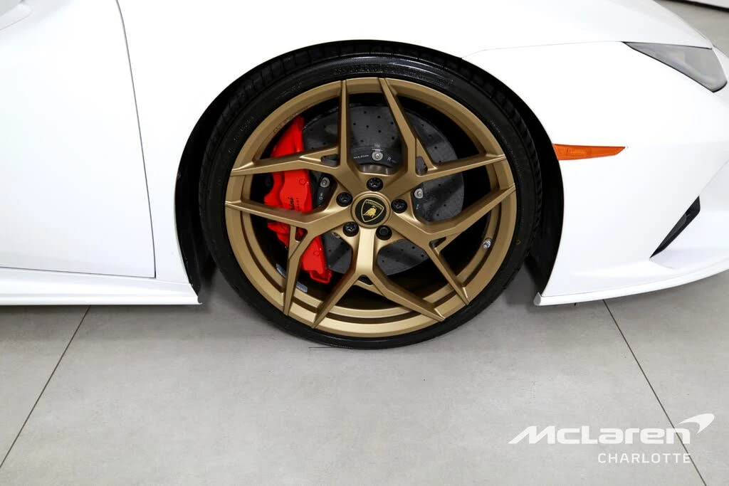 2020 Lamborghini Huracan - Image 25 of 31