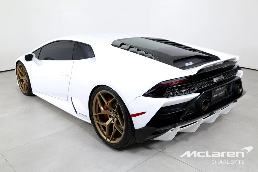 2020 Lamborghini Huracan - Image 6 of 31