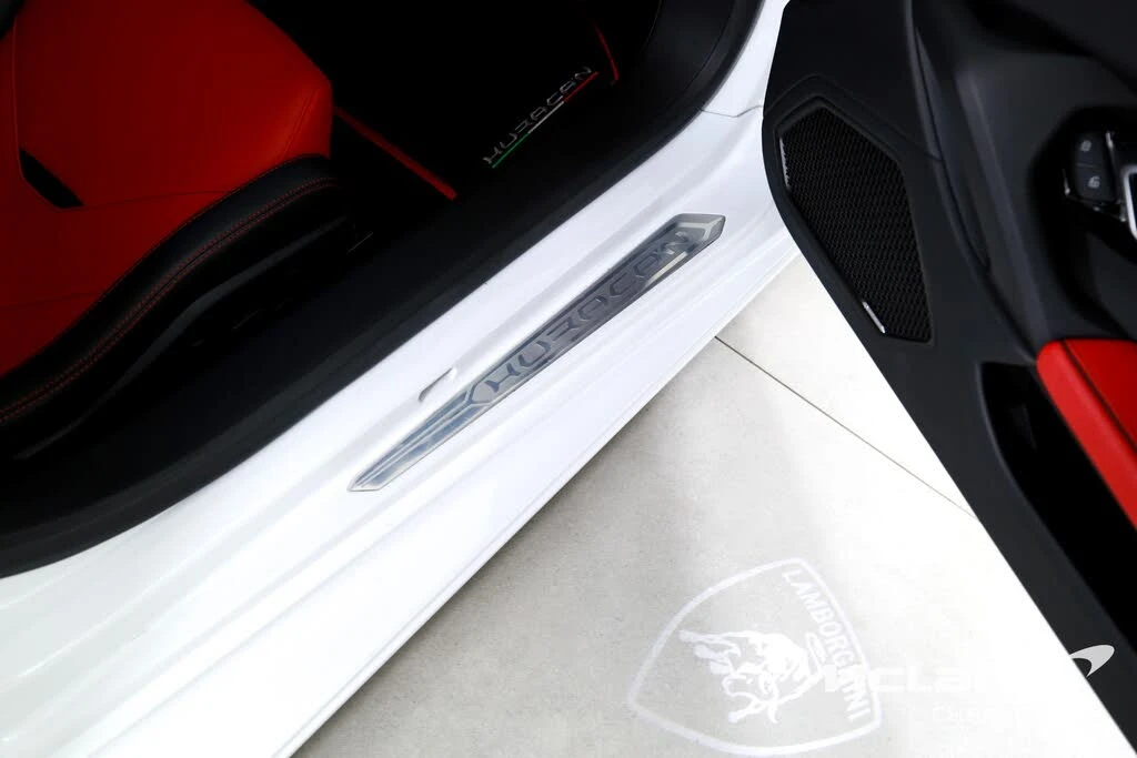 2020 Lamborghini Huracan - Image 21 of 31