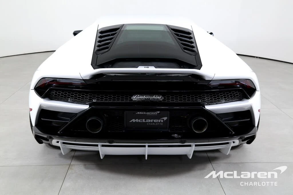 2020 Lamborghini Huracan - Image 7 of 31