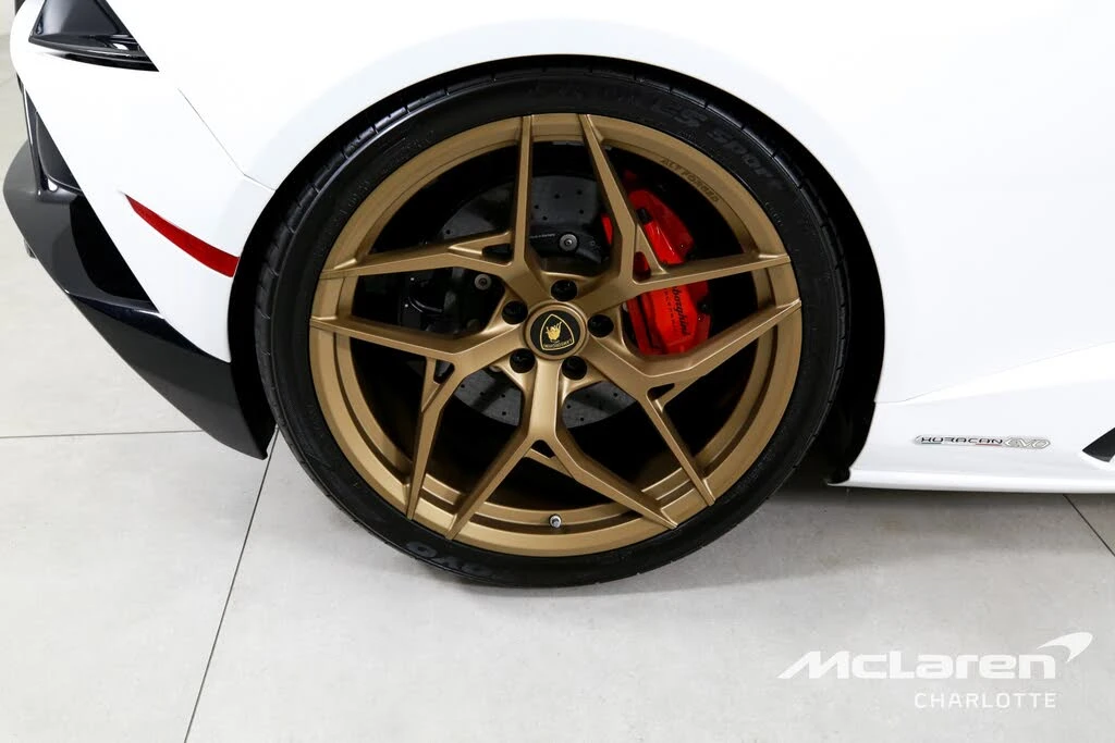 2020 Lamborghini Huracan - Image 24 of 31