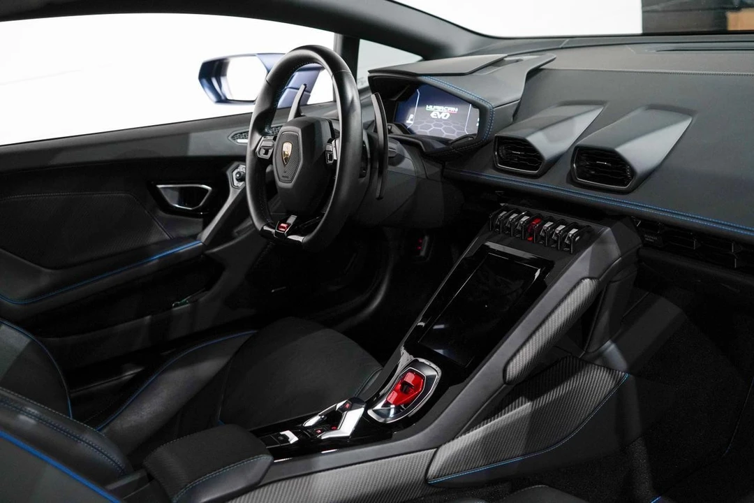 2020 Lamborghini Huracan - Image 15 of 21