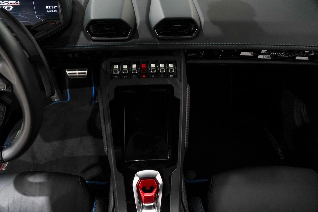 2020 Lamborghini Huracan - Image 11 of 21