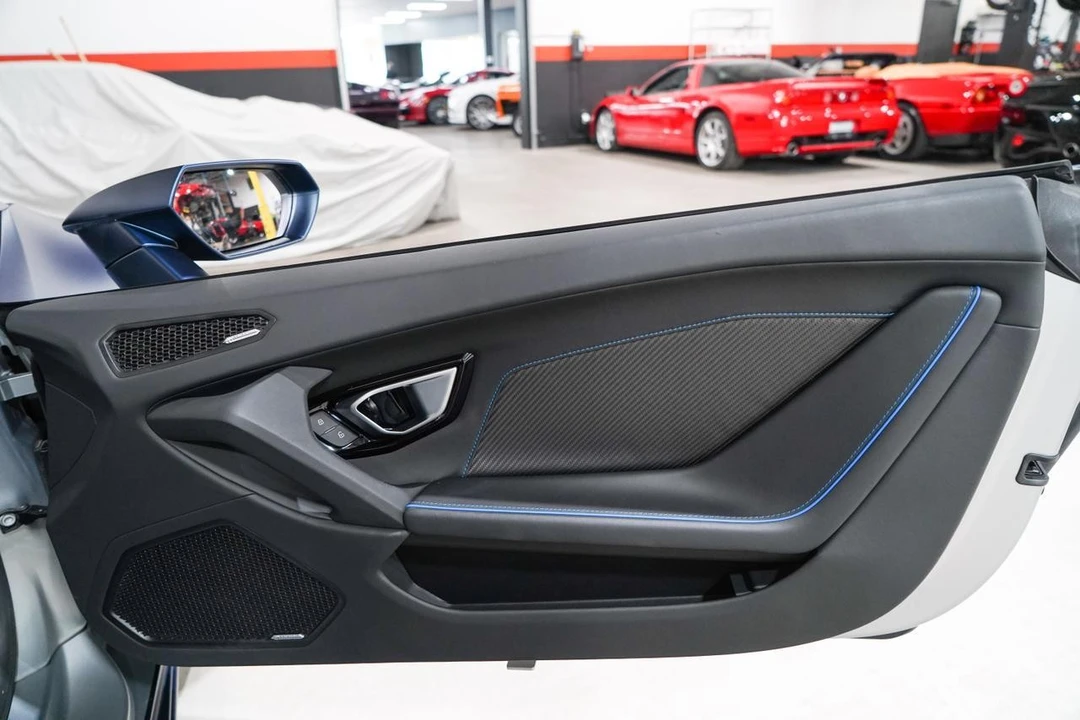 2020 Lamborghini Huracan - Image 18 of 21