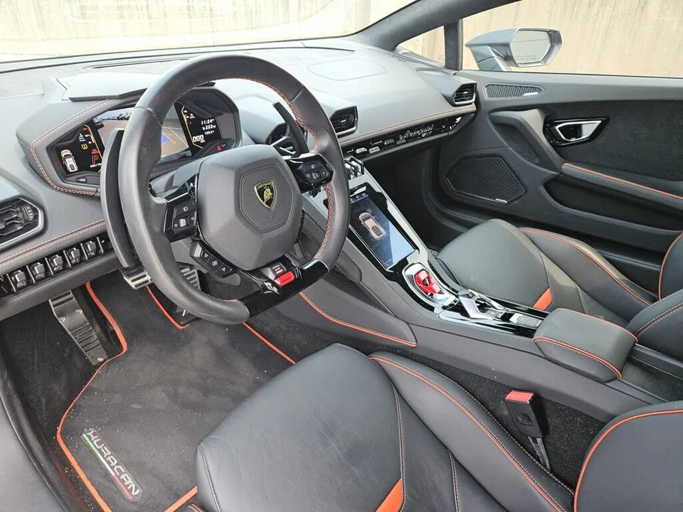 2020 Lamborghini Huracan - Image 4 of 31