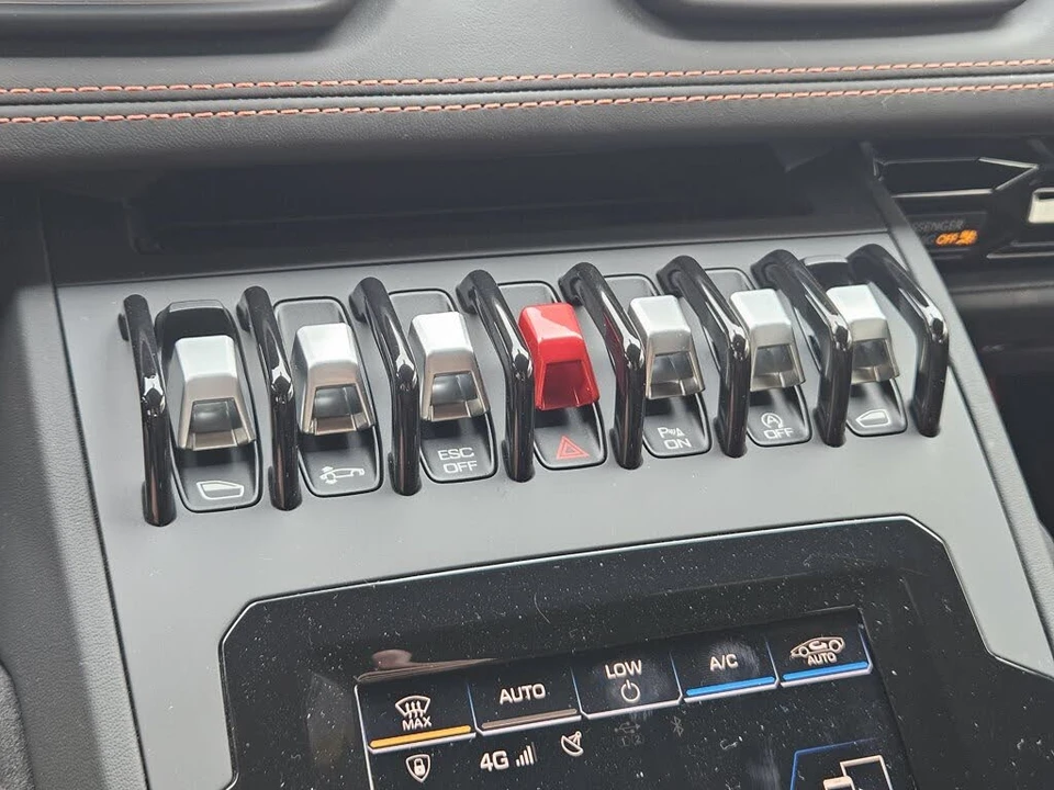 2020 Lamborghini Huracan - Image 21 of 31