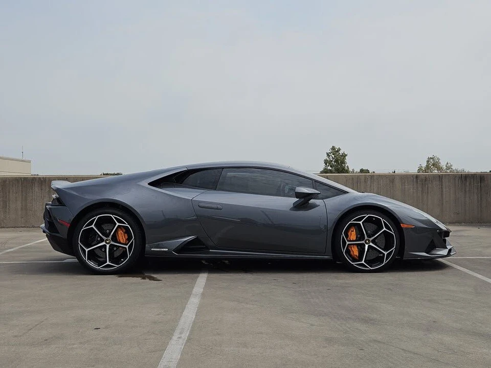 2020 Lamborghini Huracan - Image 9 of 31