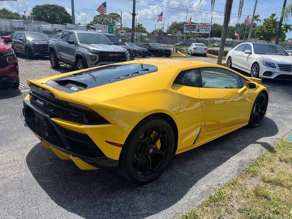 2020 Lamborghini Huracan - Image 5 of 27