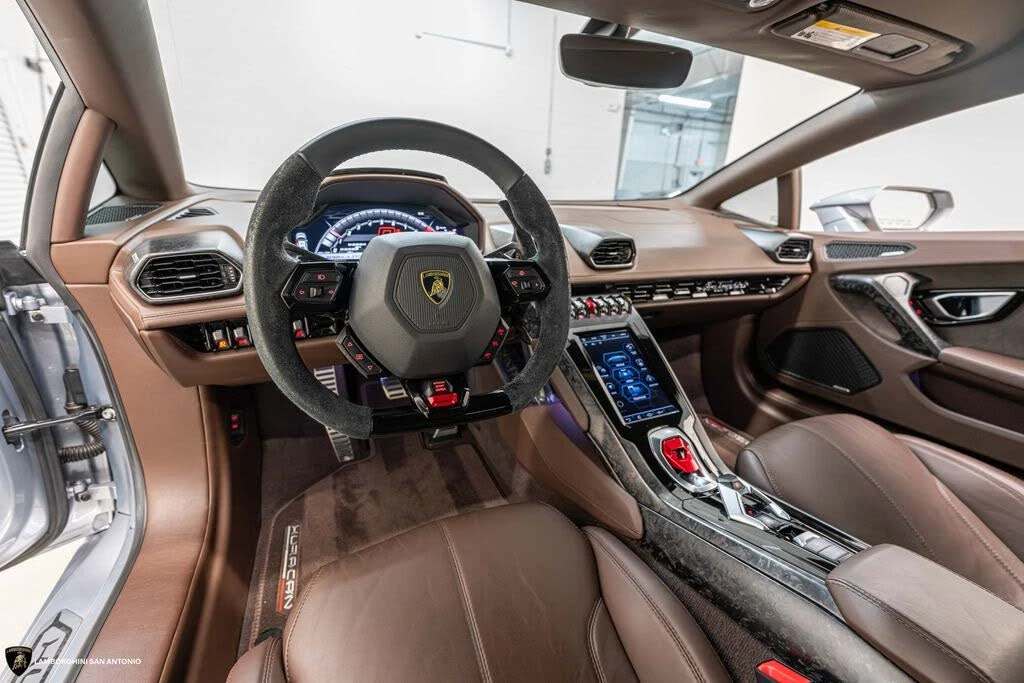 2020 Lamborghini Huracan - Image 4 of 31