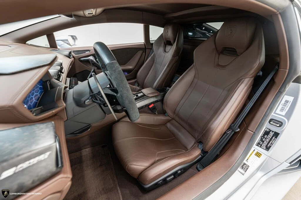 2020 Lamborghini Huracan - Image 25 of 31