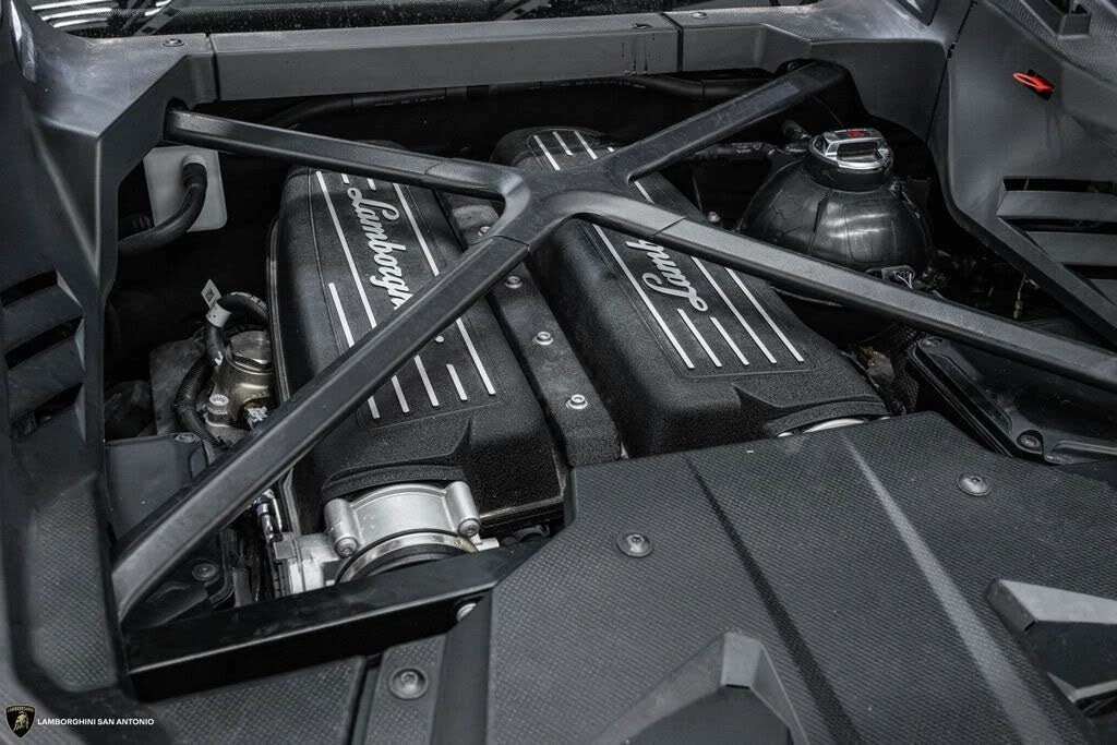 2020 Lamborghini Huracan - Image 21 of 31