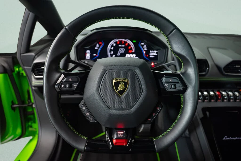 2020 Lamborghini Huracan - Image 12 of 23