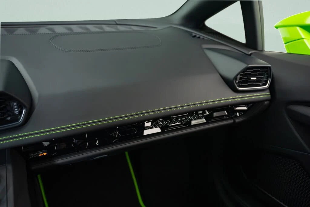 2020 Lamborghini Huracan - Image 18 of 23