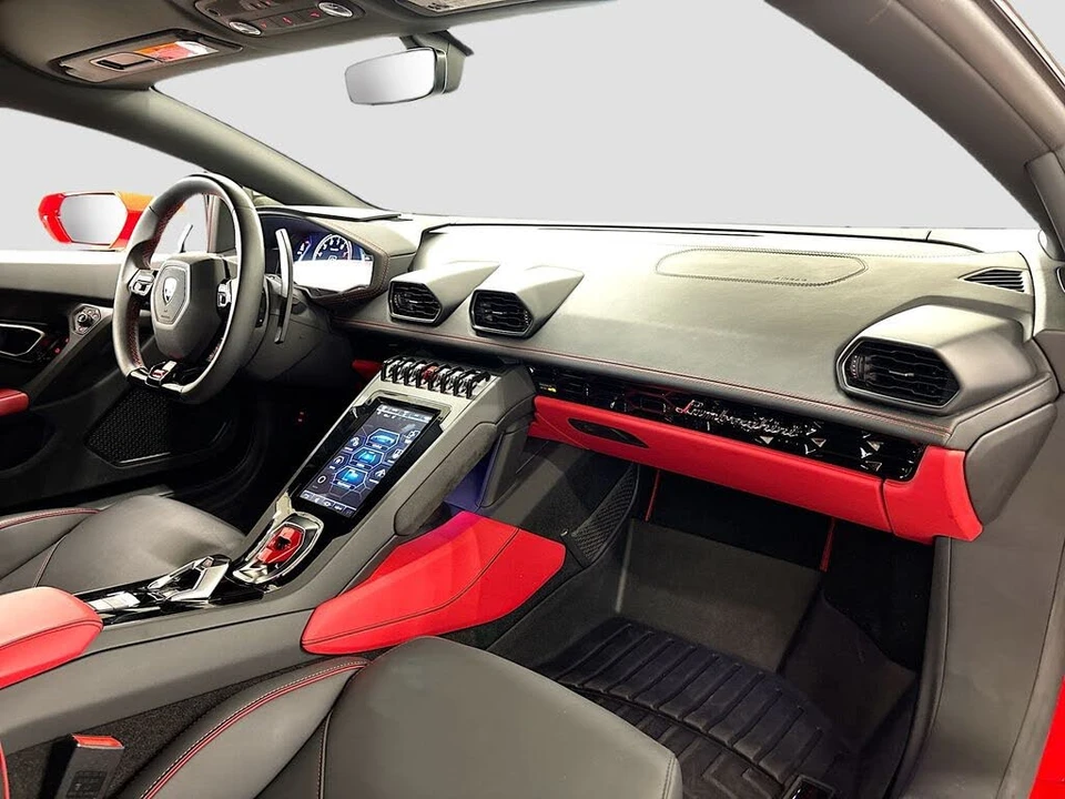 2020 Lamborghini Huracan - Image 13 of 31