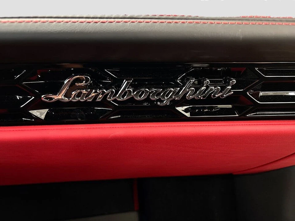 2020 Lamborghini Huracan - Image 26 of 31