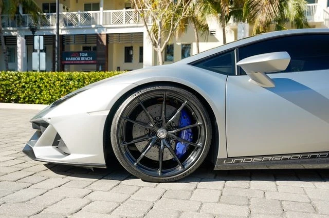 2020 Lamborghini Huracan - Image 12 of 21
