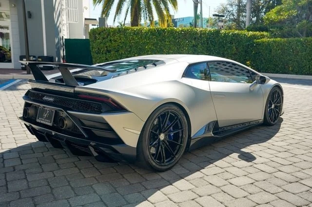 2020 Lamborghini Huracan LP610-2 EVO - Image 24 of 31