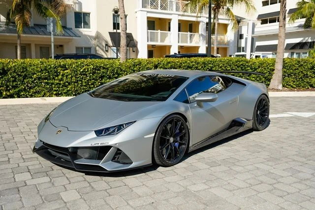 2020 Lamborghini Huracan - Image 2 of 31