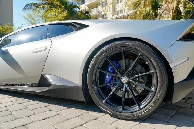 2020 Lamborghini Huracan - Image 17 of 21