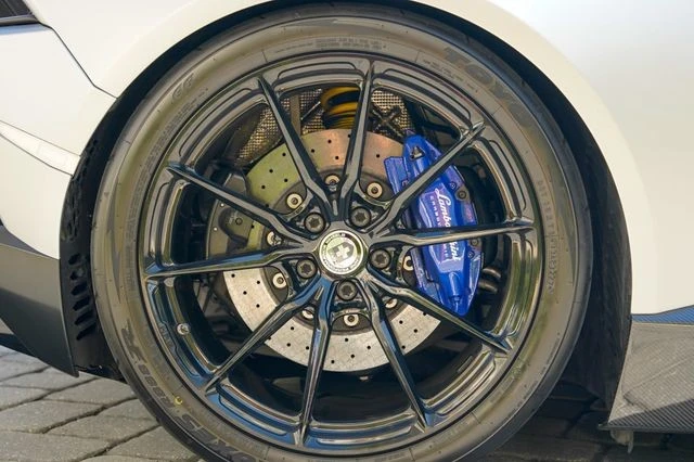 2020 Lamborghini Huracan - Image 29 of 31