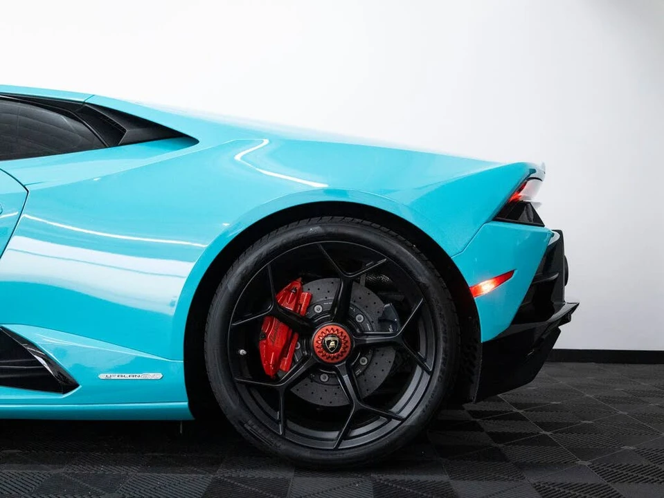 2020 Lamborghini Huracan - Image 15 of 31