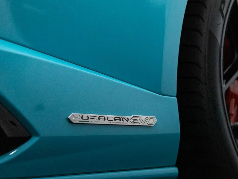 2020 Lamborghini Huracan - Image 16 of 31