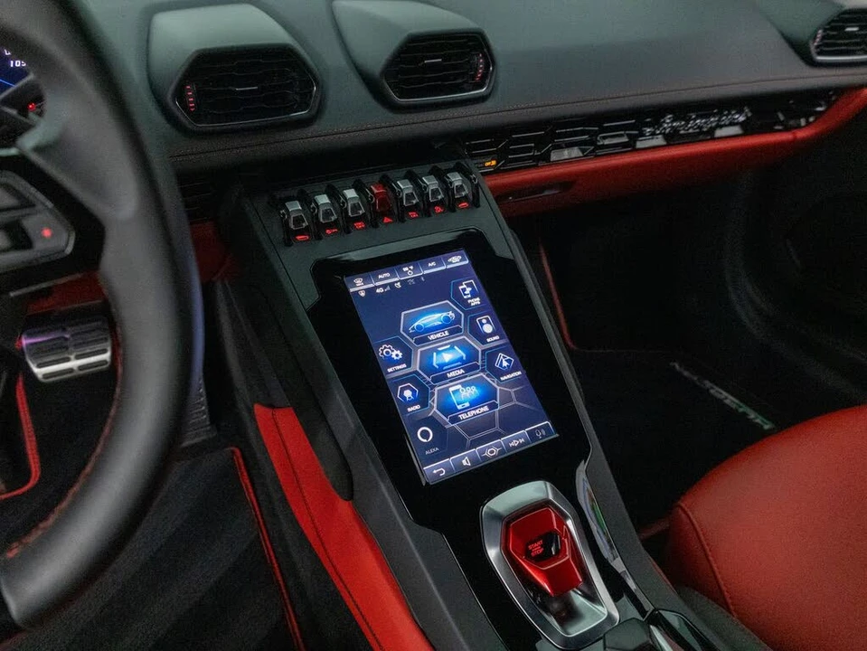 2020 Lamborghini Huracan - Image 20 of 31