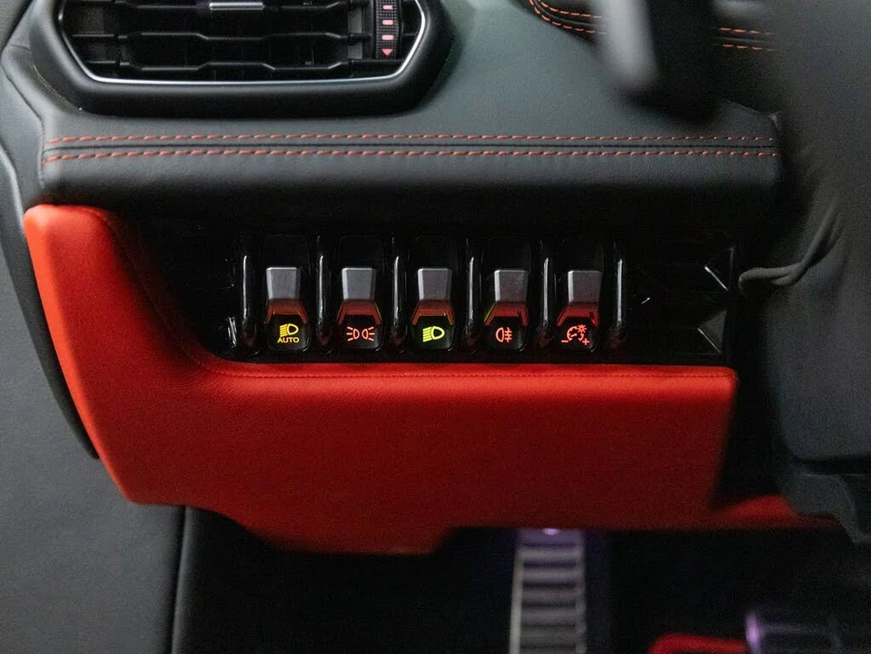 2020 Lamborghini Huracan - Image 30 of 31