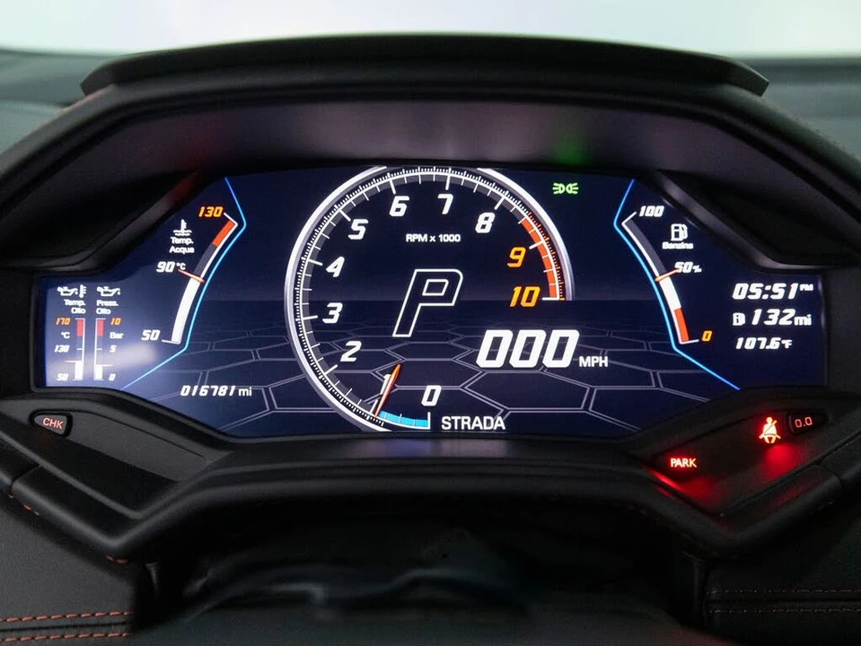 2020 Lamborghini Huracan - Image 25 of 31