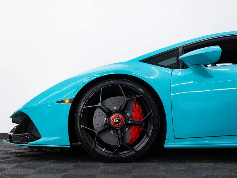 2020 Lamborghini Huracan - Image 14 of 31