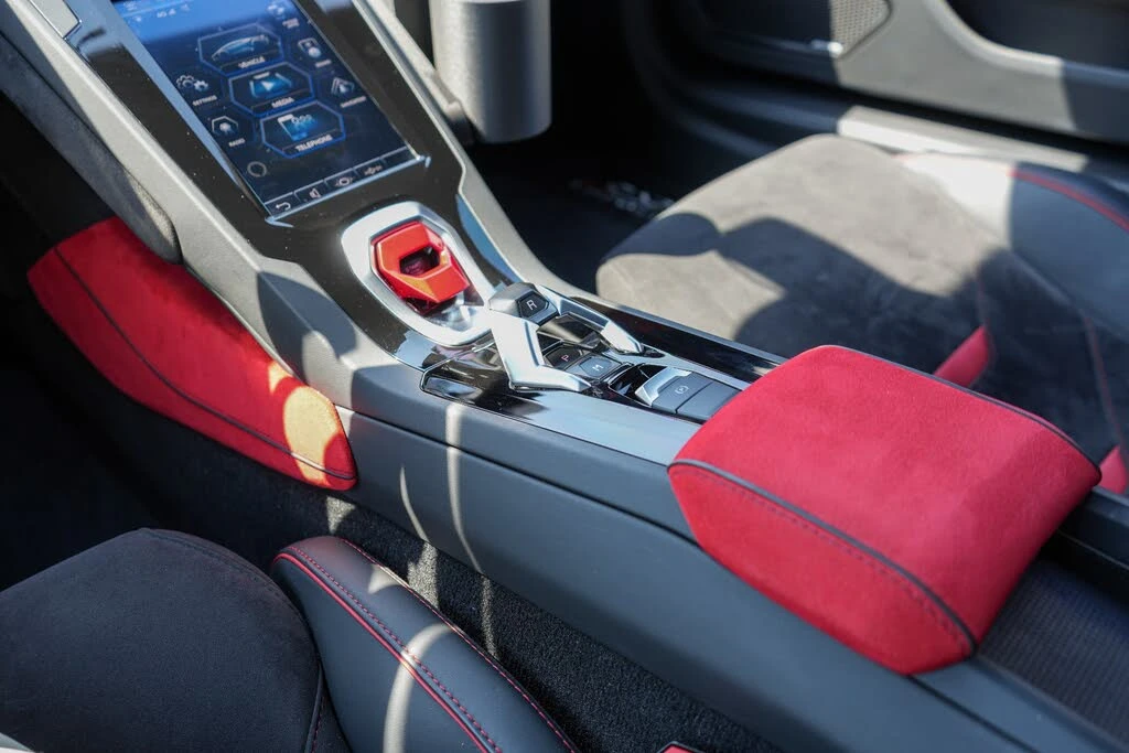 2020 Lamborghini Huracan - Image 22 of 31