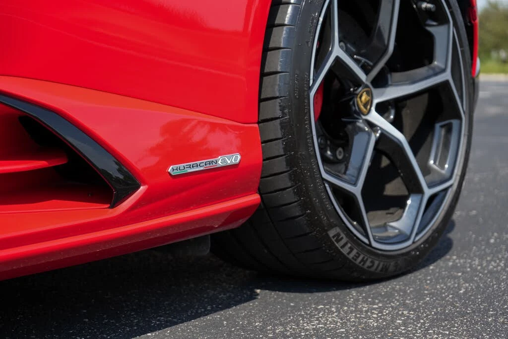 2020 Lamborghini Huracan - Image 11 of 31