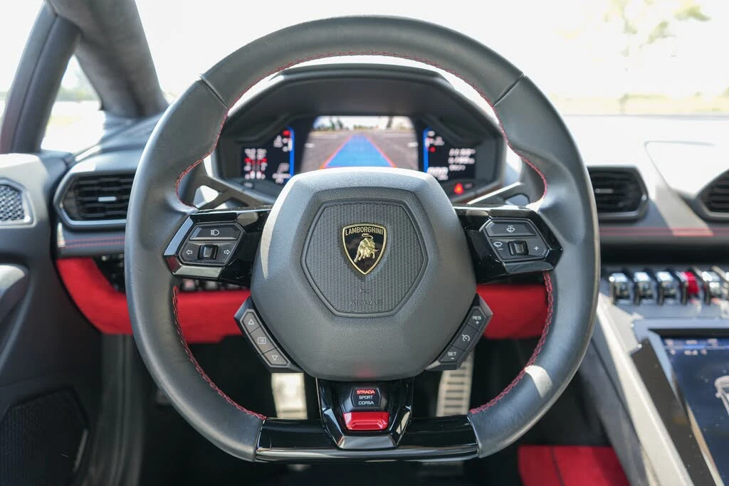 2020 Lamborghini Huracan - Image 20 of 31