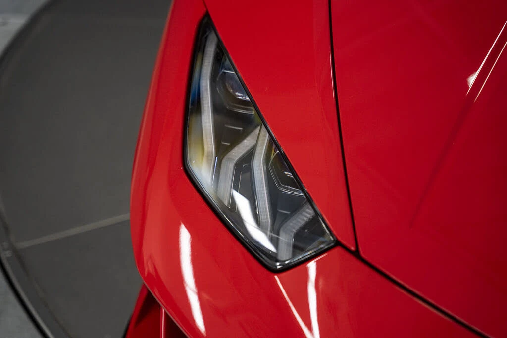 2020 Lamborghini Huracan - Image 10 of 31