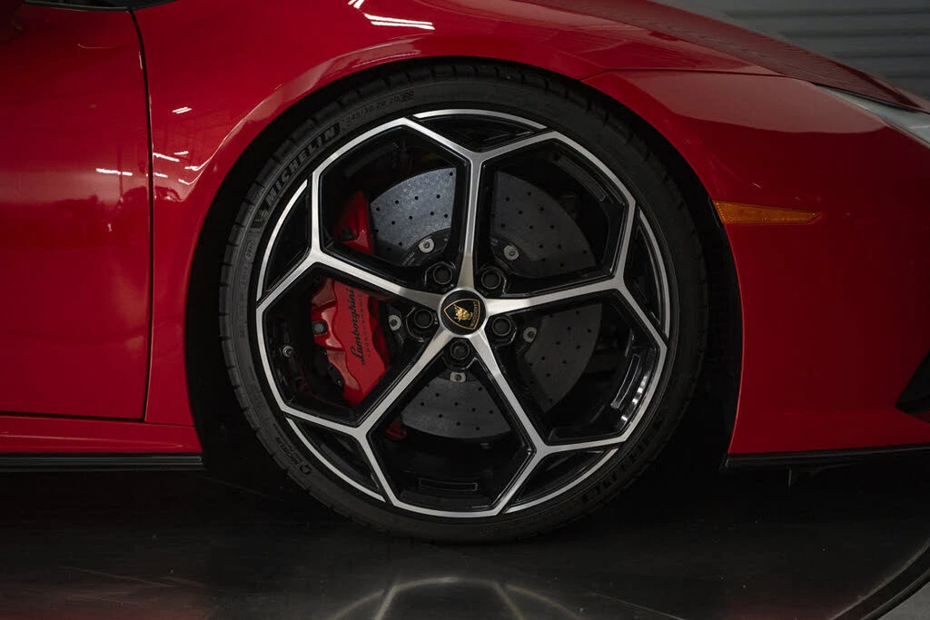 2020 Lamborghini Huracan - Image 18 of 31