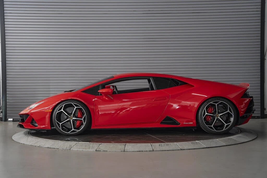2020 Lamborghini Huracan - Image 2 of 31