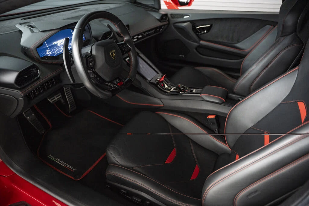 2020 Lamborghini Huracan - Image 29 of 31