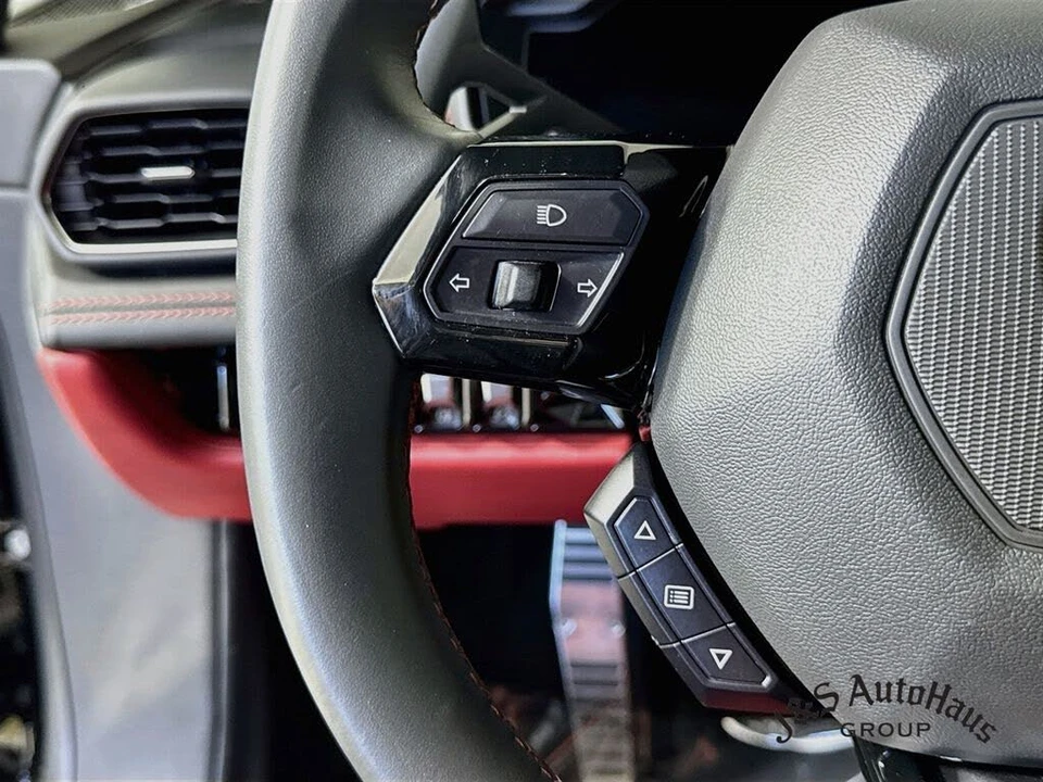 2020 Lamborghini Huracan - Image 13 of 31