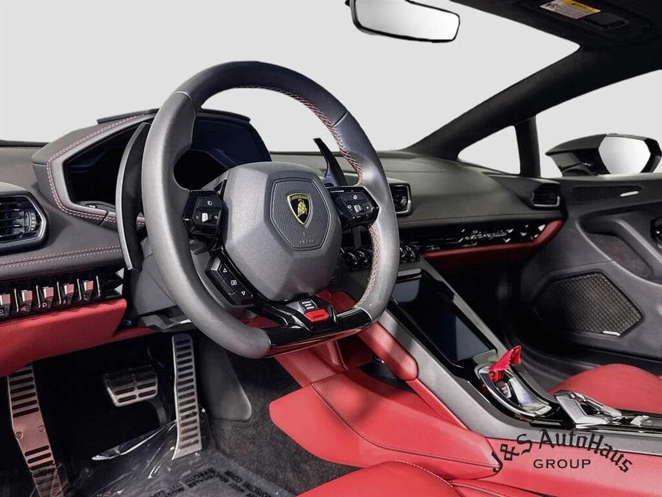 2020 Lamborghini Huracan - Image 9 of 31