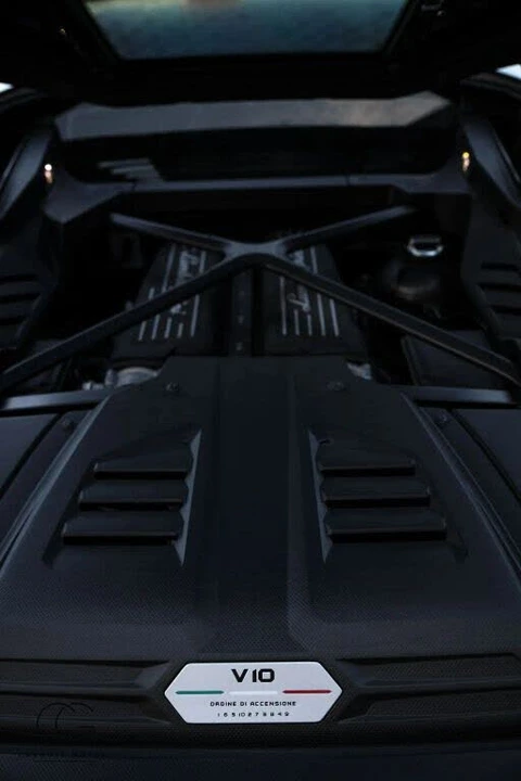 2020 Lamborghini Huracan - Image 20 of 31